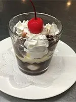 小倉パフェ《白玉入り》 (バニラアイス)