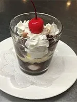 小倉抹茶パフェ《白玉入り》 (抹茶アイス)